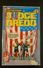 Junior press; Judge Dredd nr 4, Boeken, Strips | Comics, Ophalen of Verzenden, Zo goed als nieuw