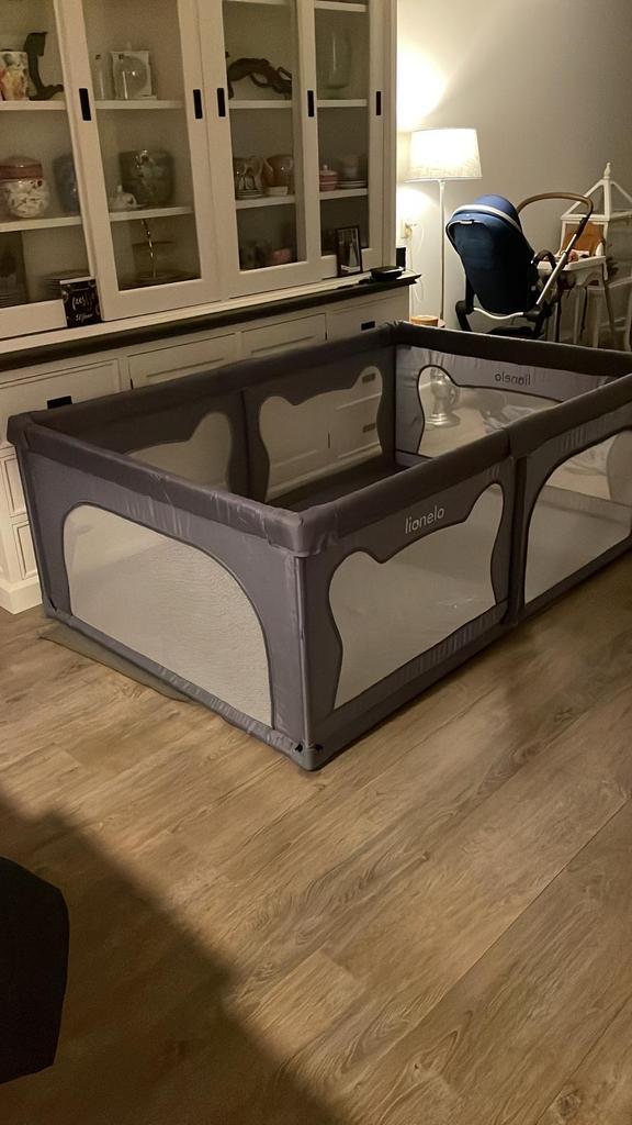 Lionelo Grote Grondbox - Veilig Speelparadijs, Kinderen en Baby's, Boxen, Zo goed als nieuw, Rechthoekig, Ophalen