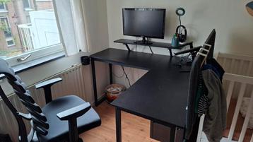 Hoekbureau - Zwart - In goede staat