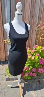 NIEUW: zwarte tanktop, Kleding | Dames, Tops, Zwart, Maat 42/44 (L), Nieuw, Ophalen of Verzenden