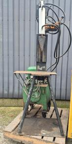 Houtklover - Krachtige machine, Tuin en Terras, Kloofmachines, Ophalen, Gebruikt, Staand, BOSCH