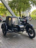 Dneprk750, Motoren, 750 cc, Cardan-aandrijving, 2 cilinders, Minimaal motorrijbewijs A2