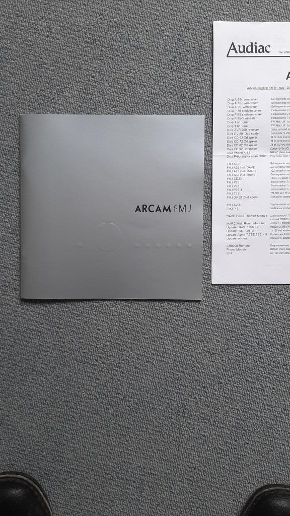 Vintage catalogus uit 2002 van de Arcam FMJ serie HiFi, Audio, Tv en Foto, Stereo-sets, Nieuw, Cd-speler, Dvd-speler, Tuner of Radio