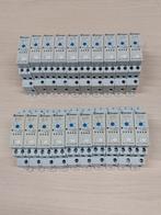 Finder 80 Serie Multifunctionele Tijdrelais 16A (20x), Ophalen of Verzenden, Zo goed als nieuw, Finder, Info@findernet.com