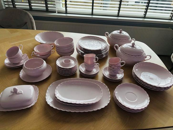 Hutschenreuther Drache Exklusiv Servies, Antiek en Kunst, Antiek | Servies compleet, Ophalen