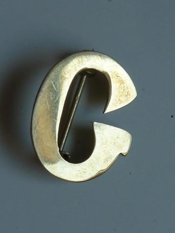 Gouden broche letter C of G, 8 karaat goud, zgan