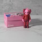 KAWS Roze Sleutelhanger, Ophalen of Verzenden, Nieuw, Knuffel of Figuurtje