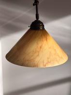 Art Deco lamp opaline gemarmerde kap met bronzen armatuur, 50 tot 75 cm, Glas, Ophalen of Verzenden, Zo goed als nieuw