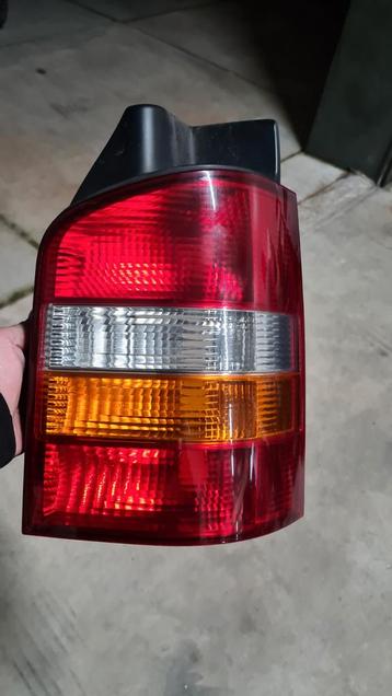 VW Transporter Achterlicht rechts beschikbaar voor biedingen