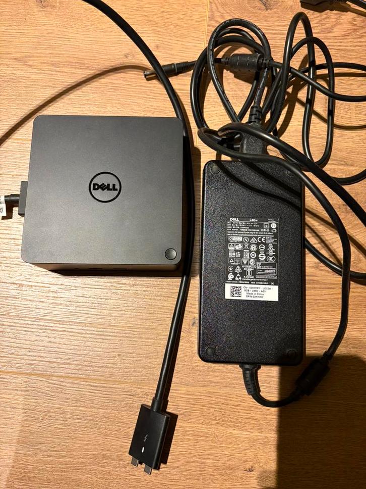 Dell TB18DC Docking Station – 240W, Computers en Software, Dockingstations, Zo goed als nieuw, Ophalen of Verzenden