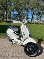 Vespa Sprint iget E4 Bianco Montebianco snor brom scooter, Fietsen en Brommers, VL Custom Scooters, Ophalen of Verzenden, Zo goed als nieuw