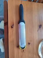 Rasp voor zest of kaas, Huis en Inrichting, Ophalen of Verzenden, Zo goed als nieuw, Rvs of Chroom, Vaatwasserbestendig