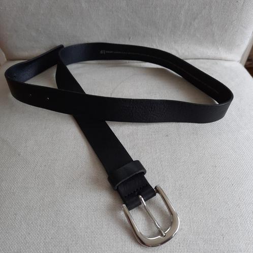 H&M riem zwart leer maat S - nieuw -, Kleding | Dames, Riemen en Ceinturen, Nieuw, Tailleriem, 100 cm of meer, 3 tot 5 cm, Zwart