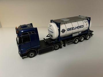 IMC Geelhoed Mercedes Actros + tankcontainer oplegger beschikbaar voor biedingen