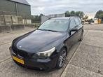 BMW 5-Serie 2.5 I 525 Touring AUT 2006 Zwart, Auto's, BMW, Automaat, Achterwielaandrijving, Beige, 2000 kg