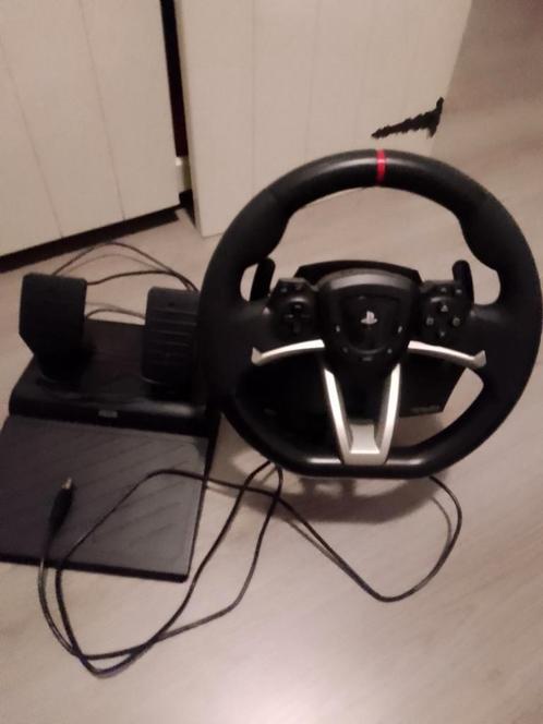 RWA HORI ps4 en ps5 race wheel, Spelcomputers en Games, Spelcomputers | Sony PlayStation Consoles | Accessoires, Zo goed als nieuw