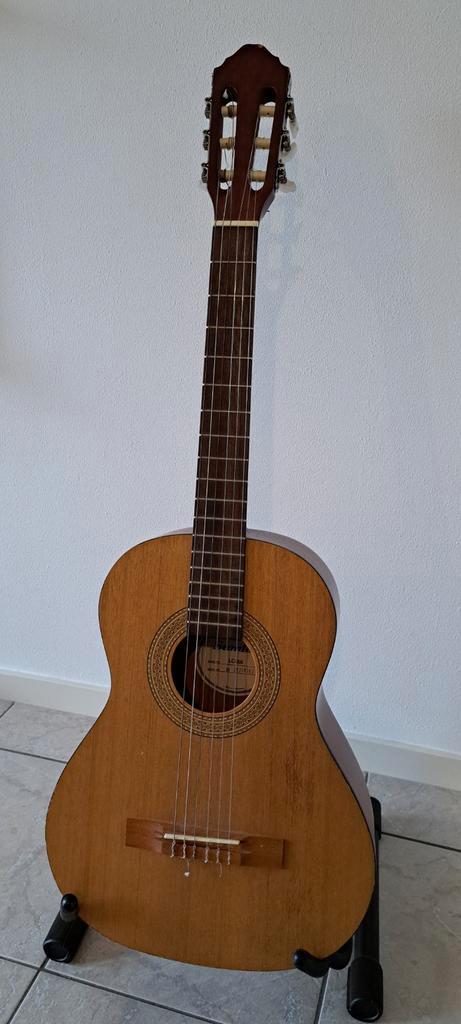 Kleine Gitaar - Ideaal voor Beginners!, Muziek en Instrumenten, Snaarinstrumenten | Gitaren | Akoestisch, Gebruikt, Klassieke of Spaanse gitaar