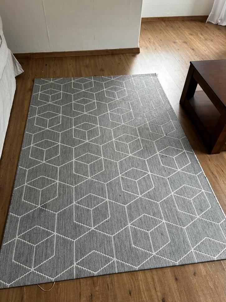 Vloerkleed grijs met honingraatmotief, Huis en Inrichting, Woonaccessoires | Overige, Zo goed als nieuw, Ophalen