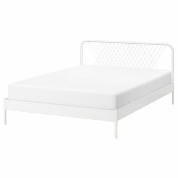 IKEA NESTTUN bedframe + lattenbodem (140x200) - afbeelding 1