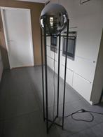 Moderne Staande Lamp met Chrome Bol, Huis en Inrichting, Lampen | Vloerlampen, Ophalen of Verzenden, Zo goed als nieuw, Glas, Modern