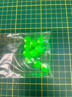 Uranium glass balls, Antiek en Kunst, Antiek | Glas en Kristal, Ophalen of Verzenden