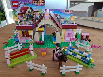 Lego friends 3189 Heartlake paarden stal beschikbaar voor biedingen