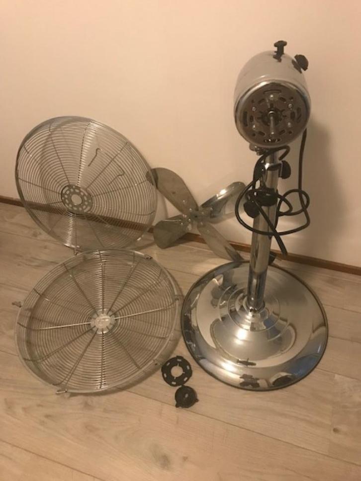 Ventilator Princess nieuw goede motor.Lees tekst advertentie, Hobby en Vrije tijd, Elektronica-componenten, Gebruikt, Ophalen of Verzenden