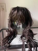 Pruik Donkerbruin, Sieraden, Tassen en Uiterlijk, Uiterlijk | Haarverzorging, Ophalen of Verzenden, Gebruikt, Pruik of Haarverlenging