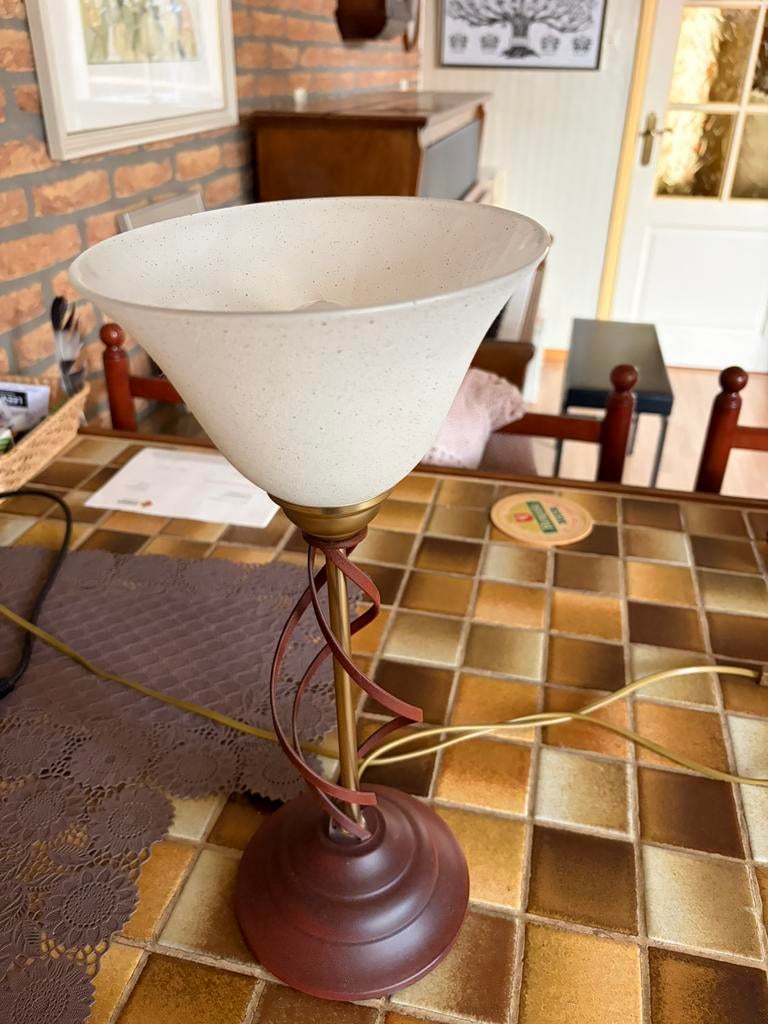 Staande lamp met glazen kap – klassiek, Ophalen