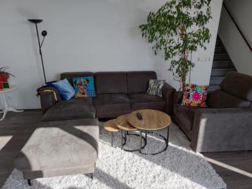 Bank incl. hocker en fauteuil beschikbaar voor biedingen