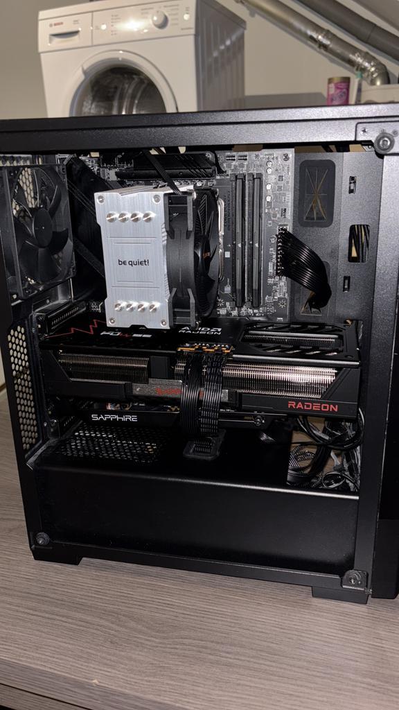 [RUILEN] AMD 9070xt Radeon Sapphire pulse - 5070ti/5080, Computers en Software, Videokaarten, Zo goed als nieuw, AMD, PCI-Express 5.0