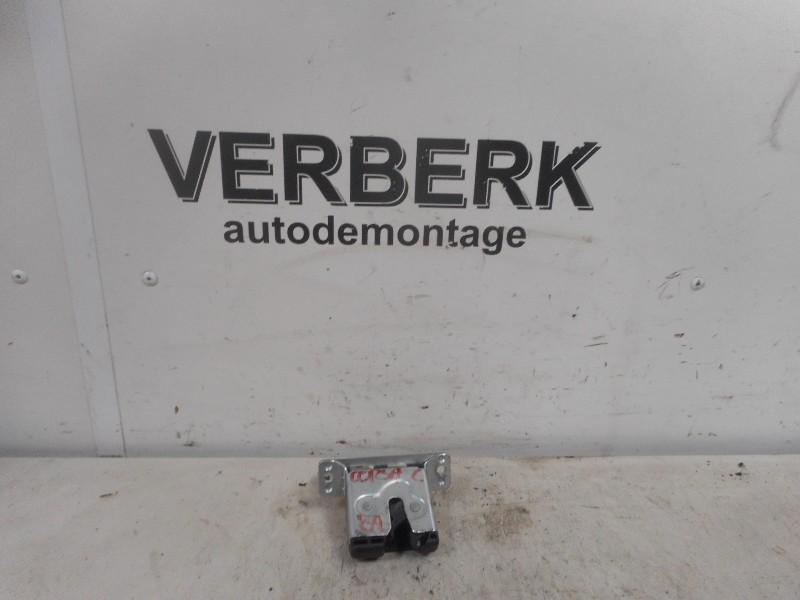 Slotvanger Achterklep Opel Corsa C (F08/68) 2005 90534769, Auto-onderdelen, Gebruikt, Bahnhofsplatz, Rüsselsheim am Main 65423, , Duitsland