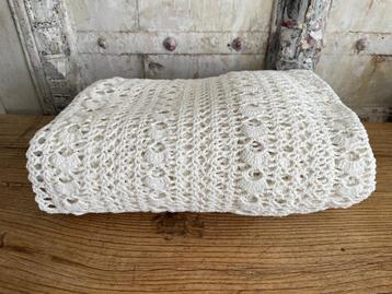 Brocante gehaakt tafelkleed - vintage kleed plaid beschikbaar voor biedingen