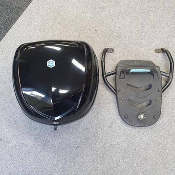 Koffer met drager Piaggio Fly origineel Piaggio topkoffer beschikbaar voor biedingen