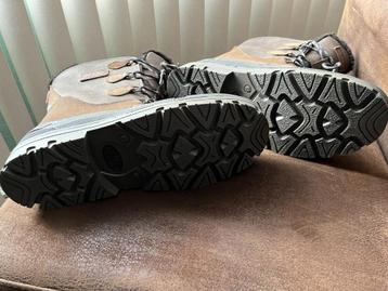 Olong nieuwe heren snowboots beschikbaar voor biedingen