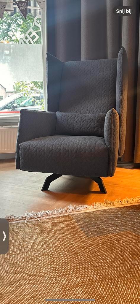 Topform Oreja design draaifauteuil, Huis en Inrichting, Fauteuils, Zo goed als nieuw, 50 tot 75 cm, 75 tot 100 cm, Ophalen
