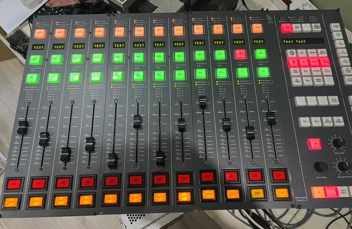 DHD4200 broadcast mixer sinterklaas aanbieding, Muziek en Instrumenten, Mengpanelen, Gebruikt, 5 tot 10 kanalen, Ophalen of Verzenden