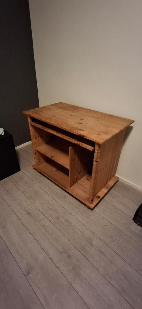 Computer bureau met uitschuifbare lade, Huis en Inrichting, Bureaus, Gebruikt, Bureau, Ophalen