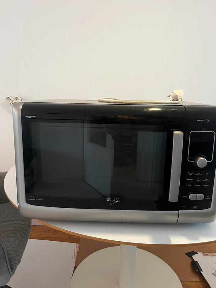 Whirlpool FT 337 combimagnetron, Witgoed en Apparatuur, Magnetrons, Zo goed als nieuw, Grill, Ophalen
