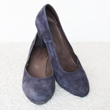 Mooie Blauw Suede Via Vai Pumps (Maat 40) s12 € 35,- beschikbaar voor biedingen