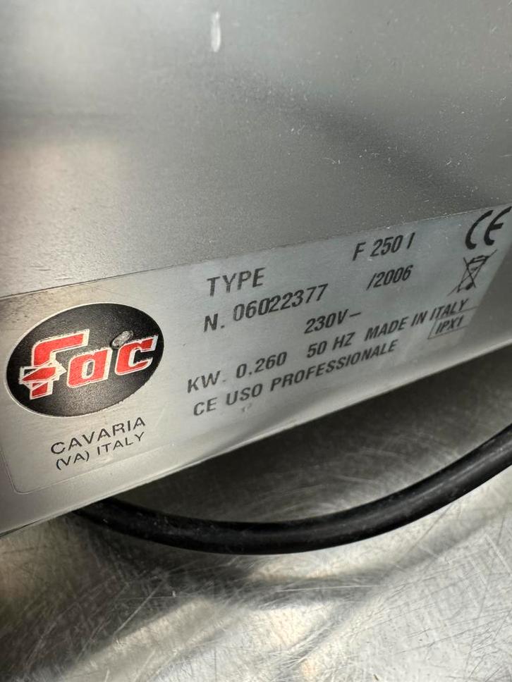 Snijmachine professioneel, Huis en Inrichting, Keuken | Keukenbenodigdheden, Nieuw, Ophalen