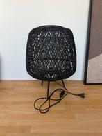 Mooie zwarte tafellamp, Huis en Inrichting, Lampen | Tafellampen, Ophalen of Verzenden, Zo goed als nieuw, Overige materialen
