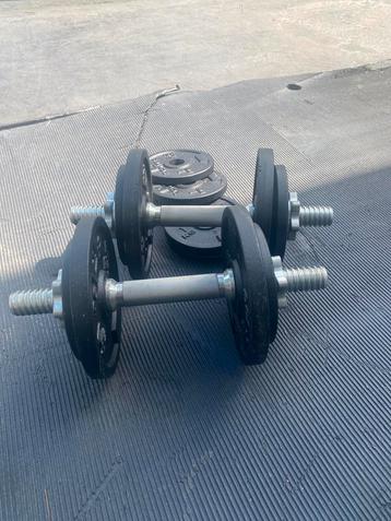 Dumbell Halterset - Verstelbaar 20kg beschikbaar voor biedingen
