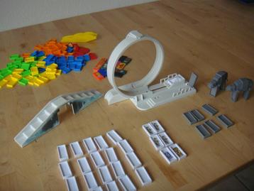 Diverse domino stukken inclusief Star Wars elementen beschikbaar voor biedingen