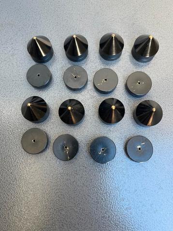 Luidspreker Spikes Set beschikbaar voor biedingen