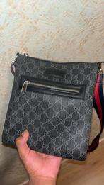 Gucci messenger bag, Sieraden, Tassen en Uiterlijk, Tassen | Schoudertassen, Ophalen of Verzenden, Zo goed als nieuw, Zwart