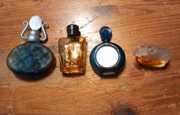 Vintage Miniatuur Parfumflesjes - Set van 4 beschikbaar voor biedingen