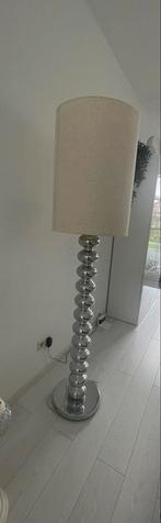 VloerLamp, Huis en Inrichting, Lampen | Vloerlampen, Ophalen of Verzenden, Zo goed als nieuw, Metaal, 150 tot 200 cm
