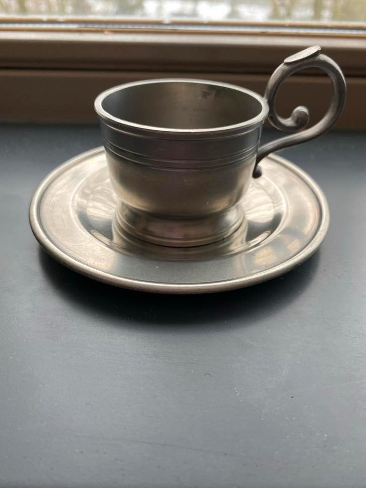 Zinn Pewter etain Tinnen theekopje met schotel, Antiek en Kunst, Antiek | Tin, Ophalen of Verzenden