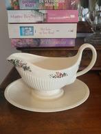 Wedgwood Conway sauskom met vaste onderschotel, Huis en Inrichting, Ophalen of Verzenden, Zo goed als nieuw, Kom(men), Wedgwood